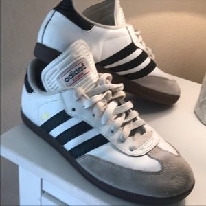 ADIDAS SAMBA